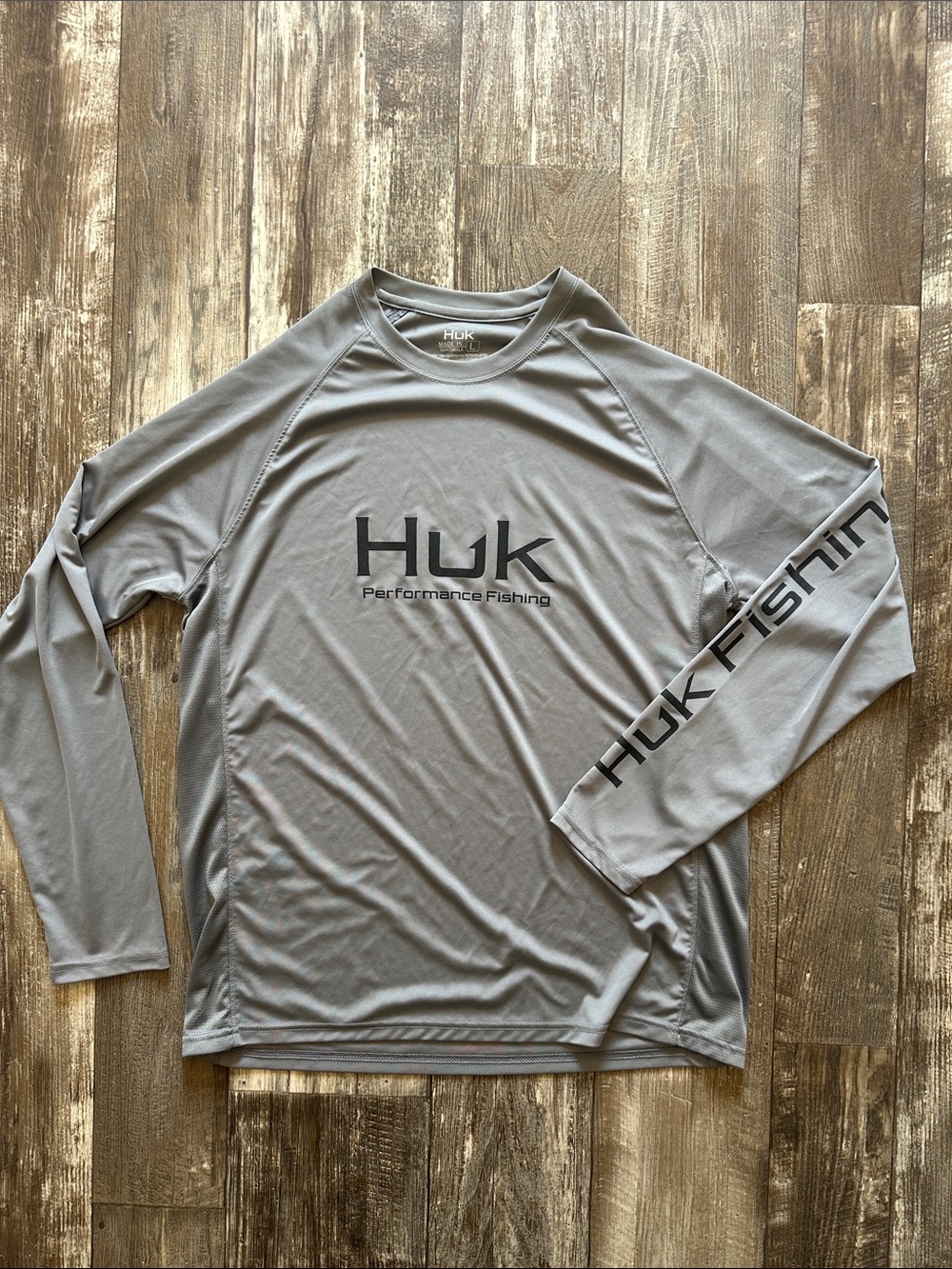 Huk Men's Long Sleeve Performance Shirt - Gray with Black Logo